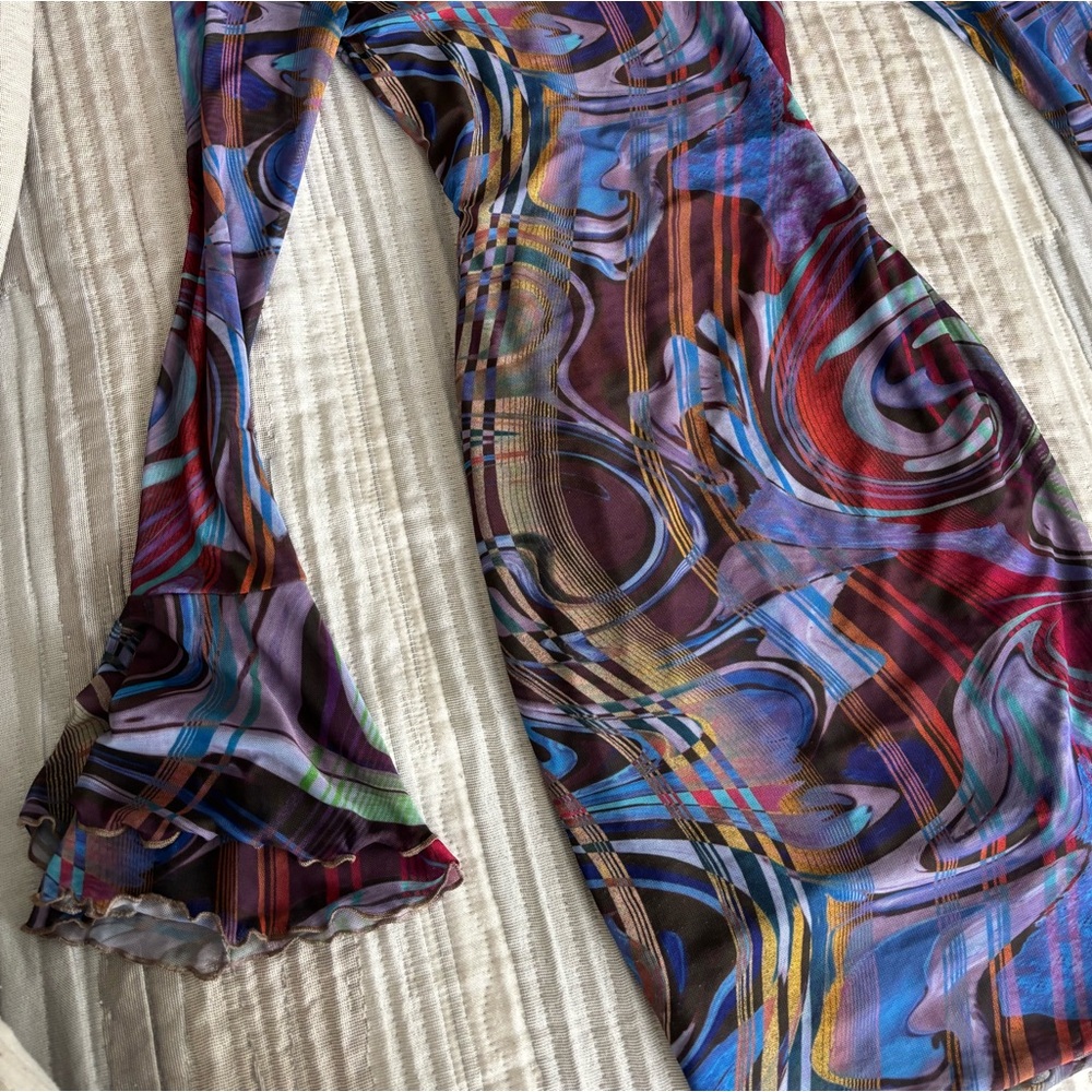 Simon’s Red and Blue Bodycon Dress with Bell Sleeves - Picture 2 of 2